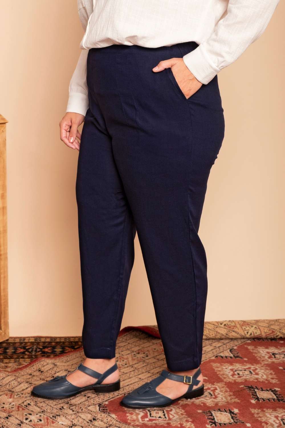 Calça Skinny de Linho - Azul Marinho - Uhnika