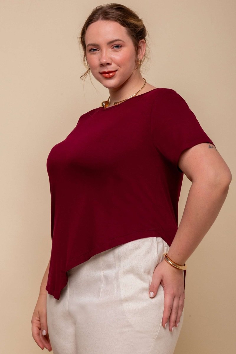 Camiseta de Viscose Premium Assimétrica - Marsala - Uhnika