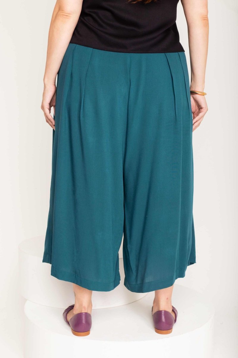 Calça Saia Alfaiataria - Verde - Uhnika