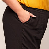 Calça Skinny de Linho - Preto - Uhnika