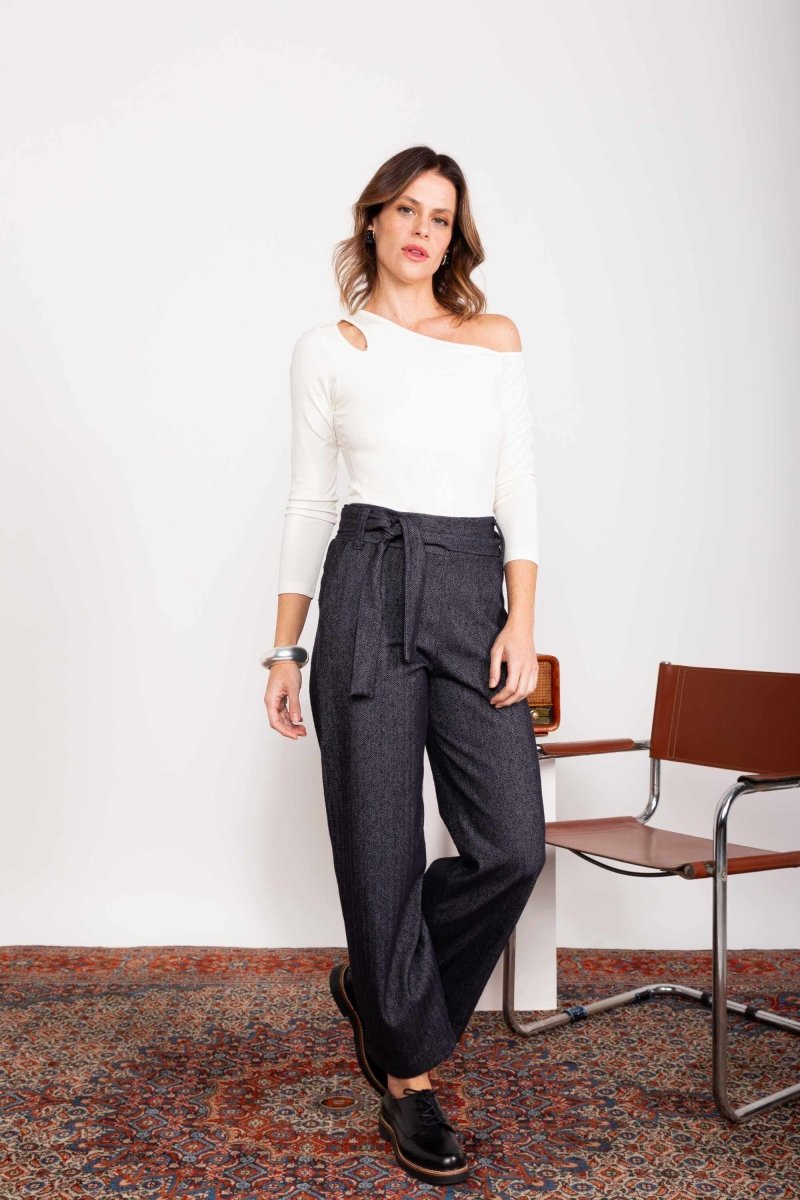 Calça Wide Leg Moletinho com Cinto - Preto - Uhnika