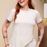 Camiseta de Viscose Premium Assimétrica - Linho Natural - Uhnika