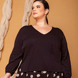 Camisa Gola V Feminina - Preto - Uhnika