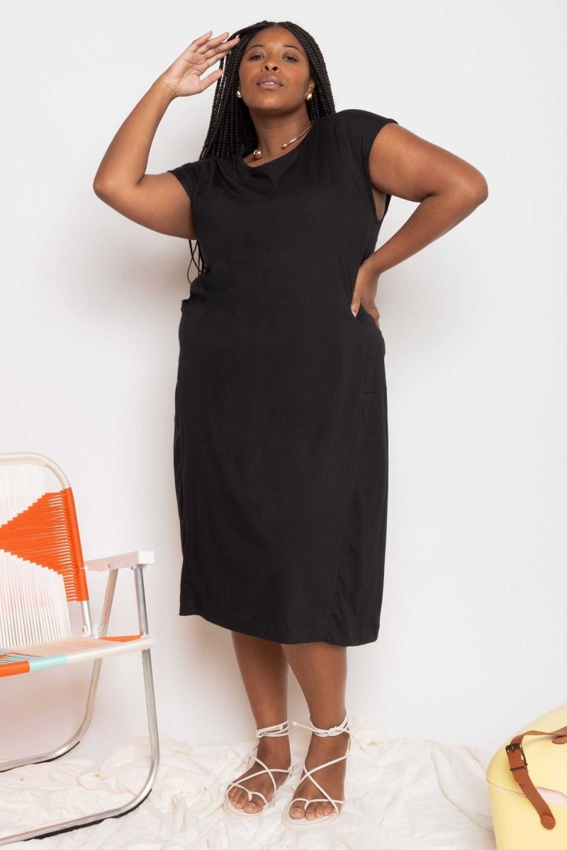 Vestido Muscle Tee de Malha - Preto - Uhnika