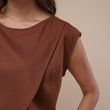 Blusa Feminina de Linho Pétala - Marrom - Uhnika