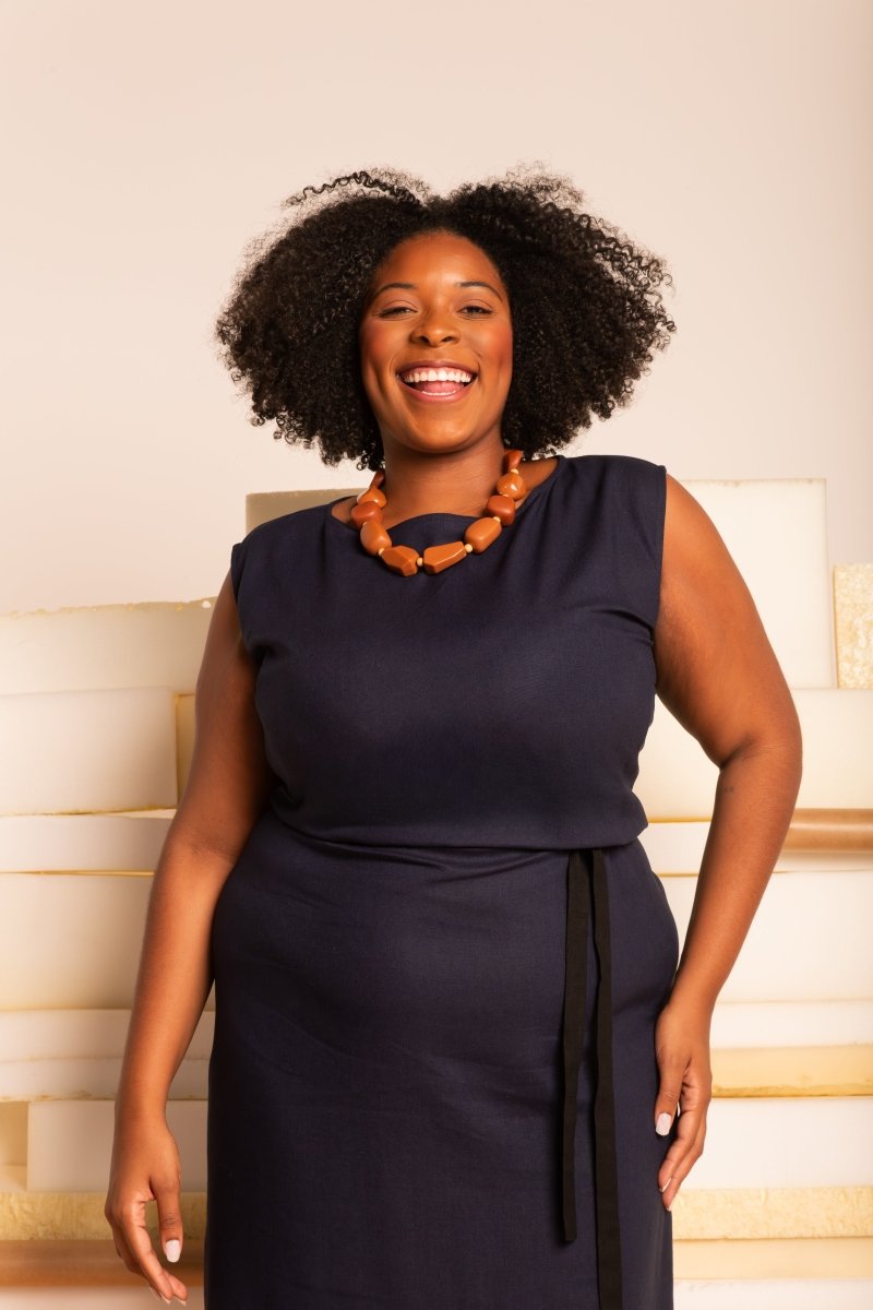 Vestido Transpassado de Linho Alongado - Azul Marinho - Uhnika