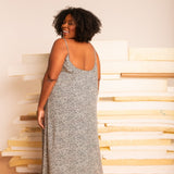 Vestido Leve Amplo Longo - Poá - Uhnika