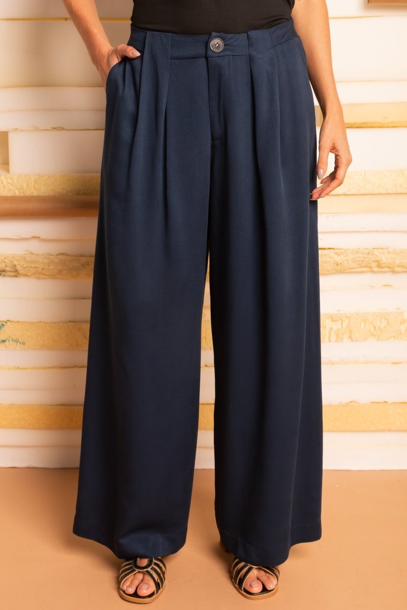 Calça Wide Leg Alfaiataria - Azul Marinho - Uhnika
