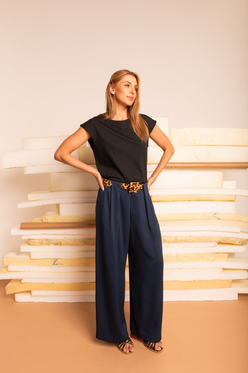 Calça Wide Leg Alfaiataria - Azul Marinho - Uhnika