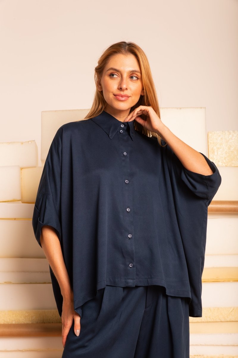 Camisa Ampla com Pregas - Azul Marinho - Uhnika