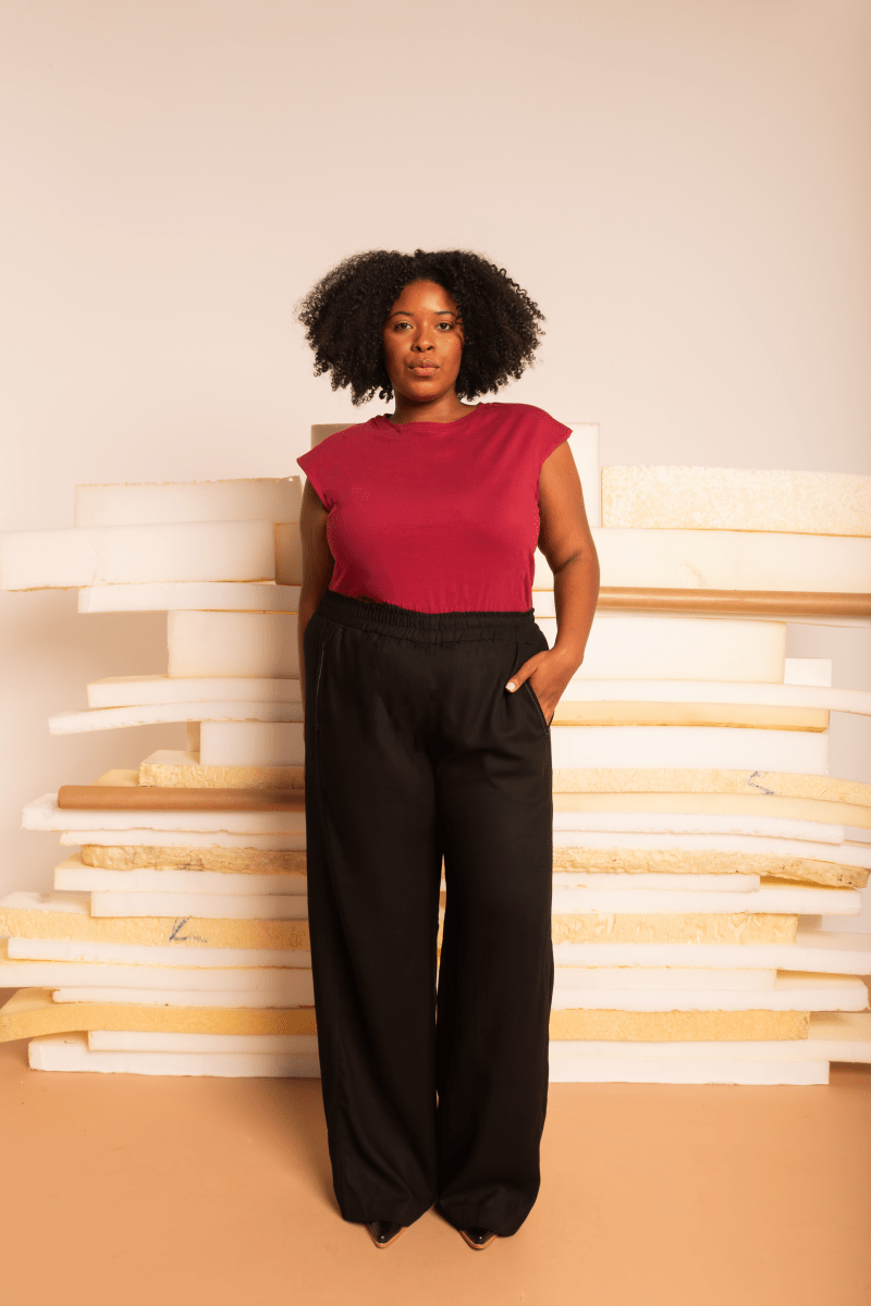 Calça Pantalona de Linho Feminina - Preto - Uhnika