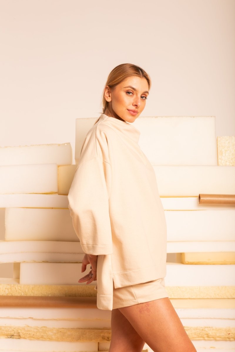 Moletom Gola Alta Oversized - Avelã - Uhnika