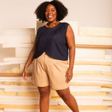 Shorts Alfaiataria de Linho com Pregas - Capuccino - Uhnika