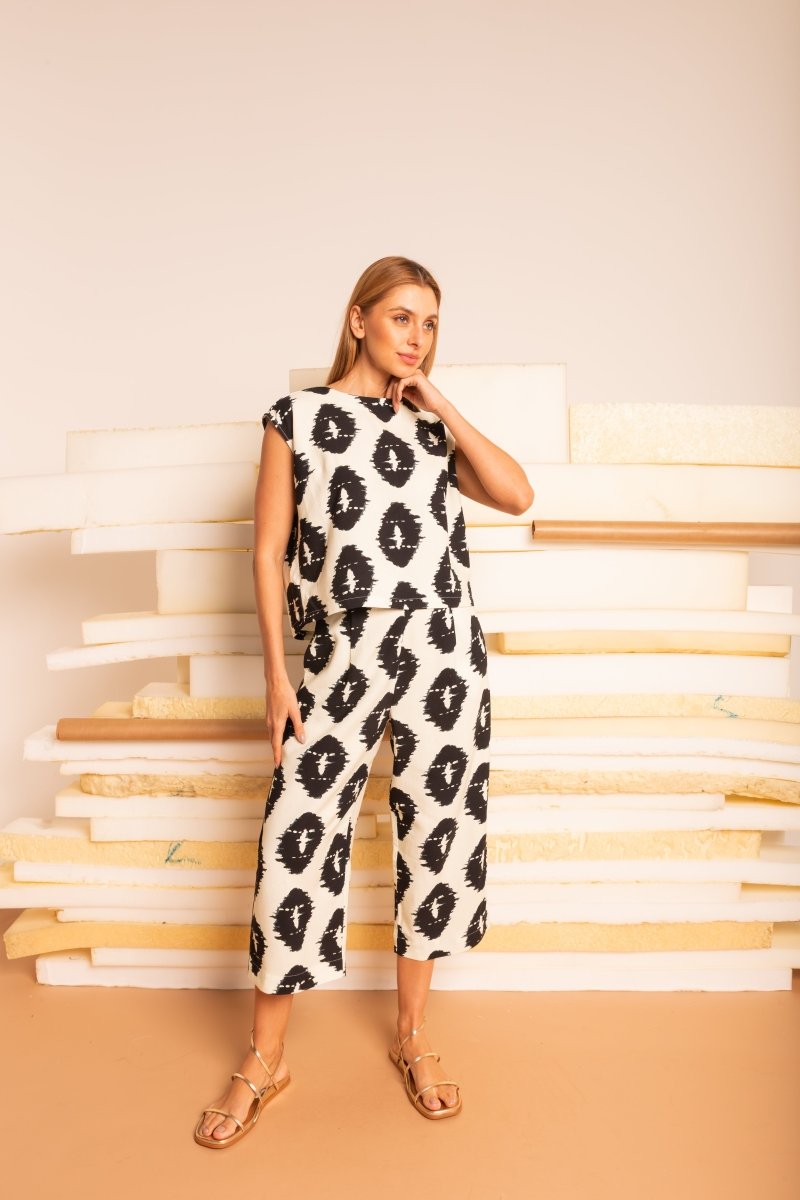 Calça de Linho Pantacourt - Estampa Repouso - Uhnika