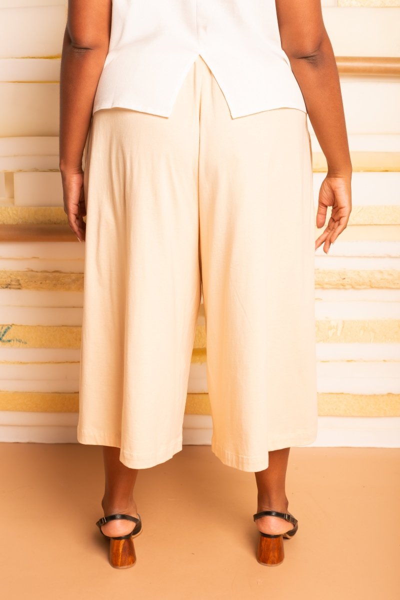 Calça Saia de Malha - Avelã - Uhnika