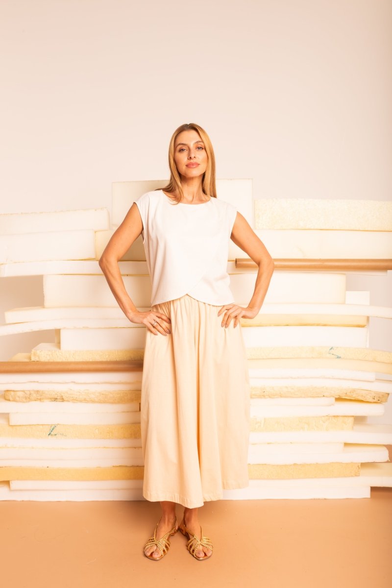 Blusa Feminina de Linho Pétala - Azul Marinho - Uhnika