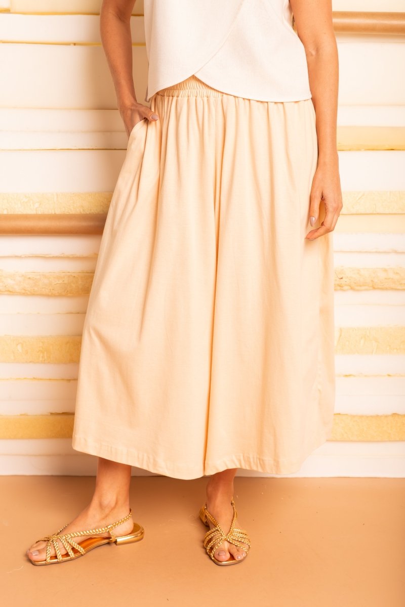 Calça Saia de Malha - Avelã - Uhnika