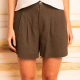 Shorts Alfaiataria de Linho com Pregas - Capuccino - Uhnika