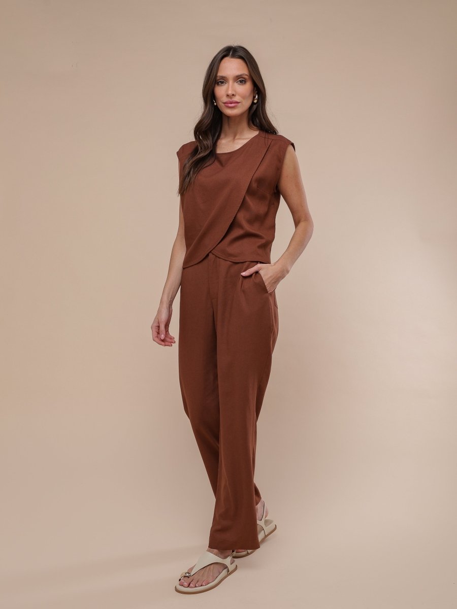 Calça Reta Alfaiataria Feminina - Marrom - Uhnika