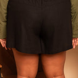 Shorts de Linho Savana - Preto - Uhnika