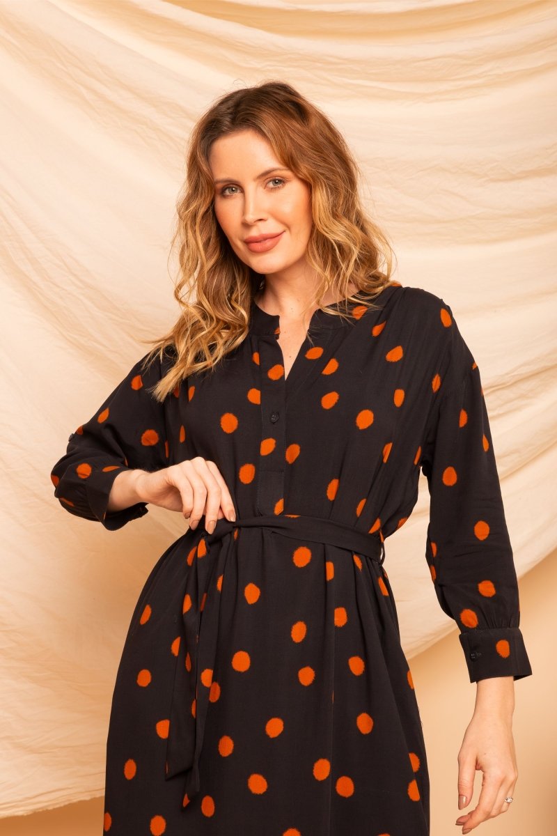 Chemise com Decote V Midi - Poá - Uhnika