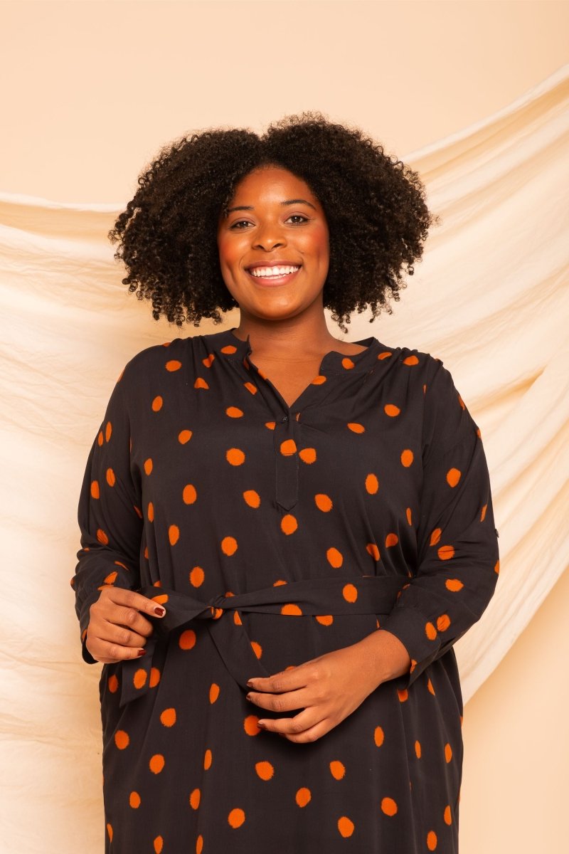 Chemise com Decote V Midi - Poá - Uhnika