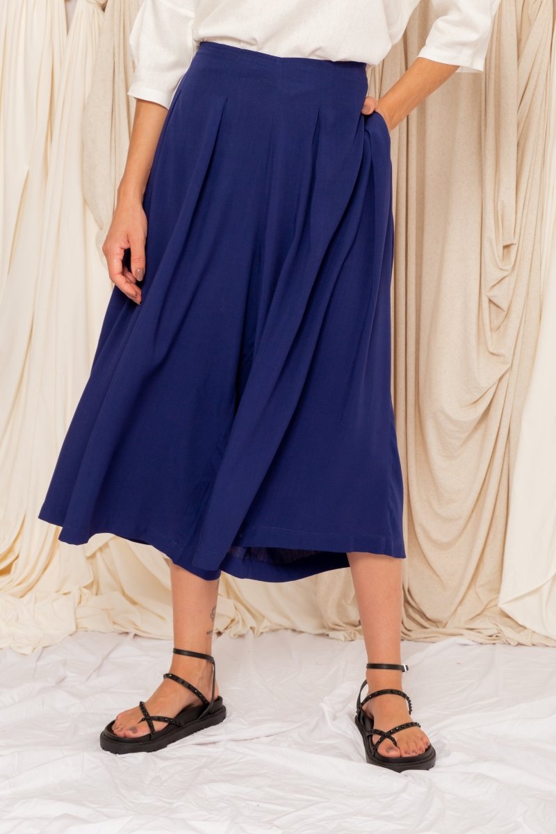Calça Saia Alfaiataria - Preto - Uhnika