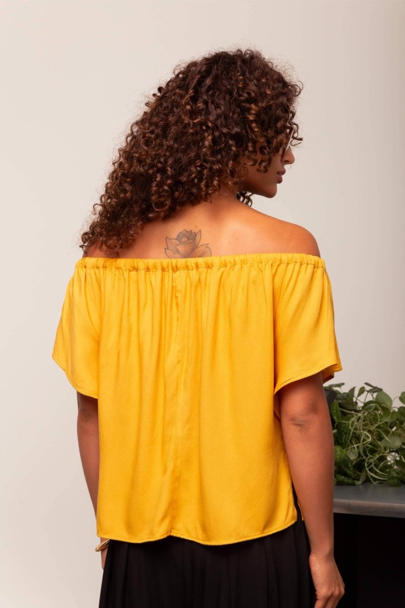 Blusa Ciganinha Ombro a Ombro - Mostarda - Uhnika