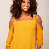 Blusa com Fenda Ombro Office - Mostarda - Uhnika