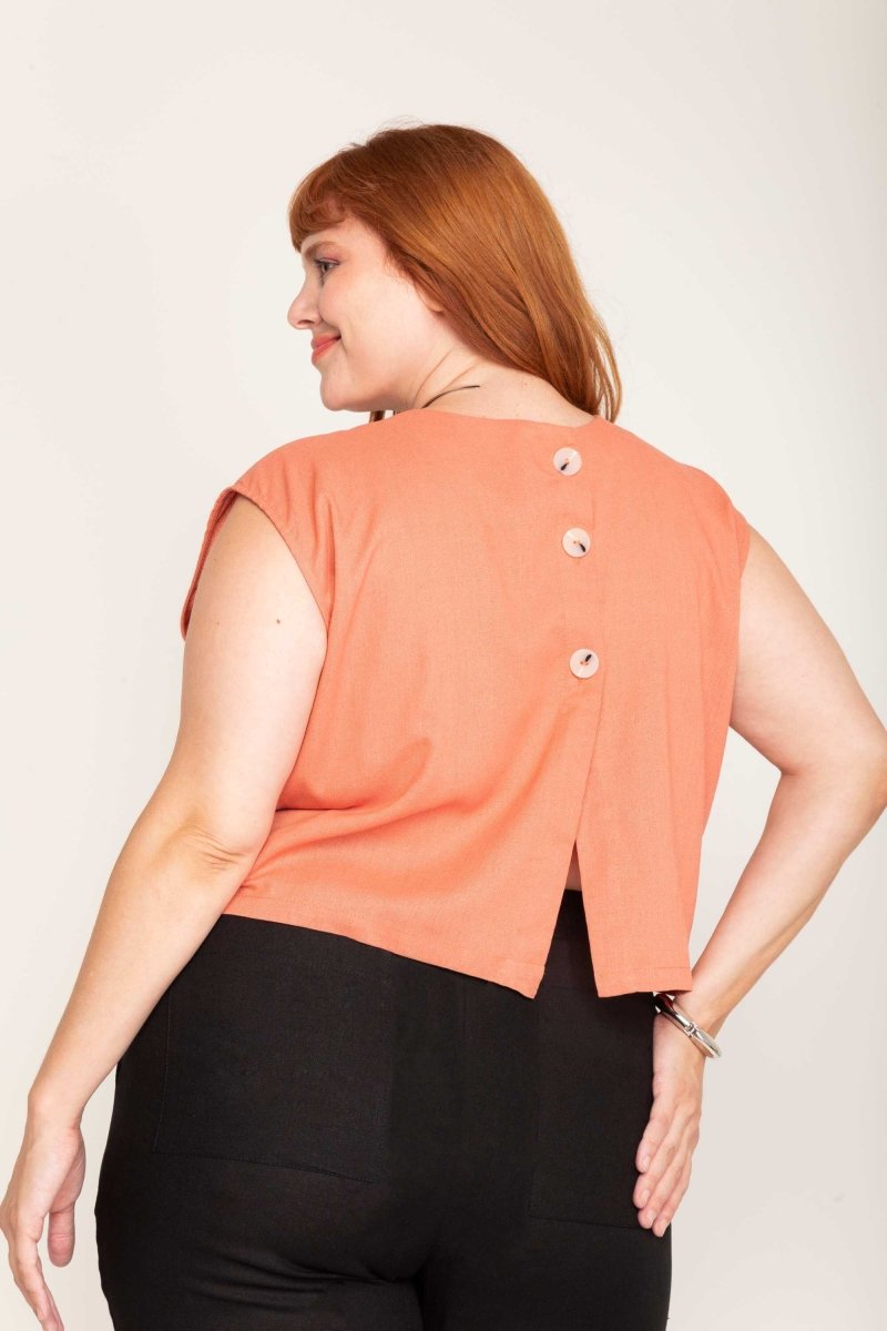Blusa de Linho com Botões - Coral - Uhnika