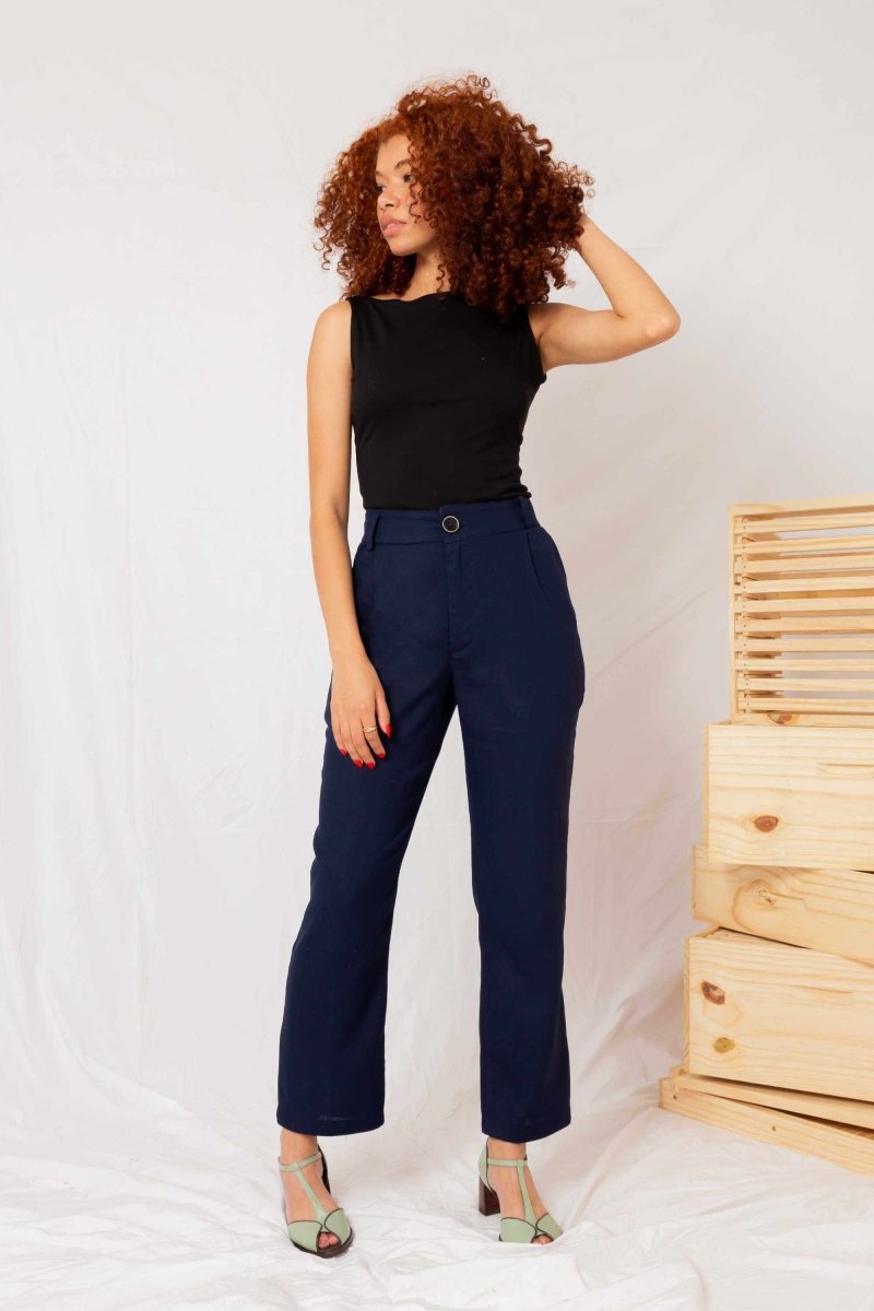 Calça Reta Alfaiataria Feminina - Azul Marinho - Uhnika