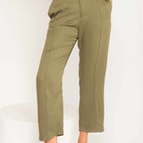 Calça Alfaiataria de Viscose com Friso Frontal - Verde - Uhnika