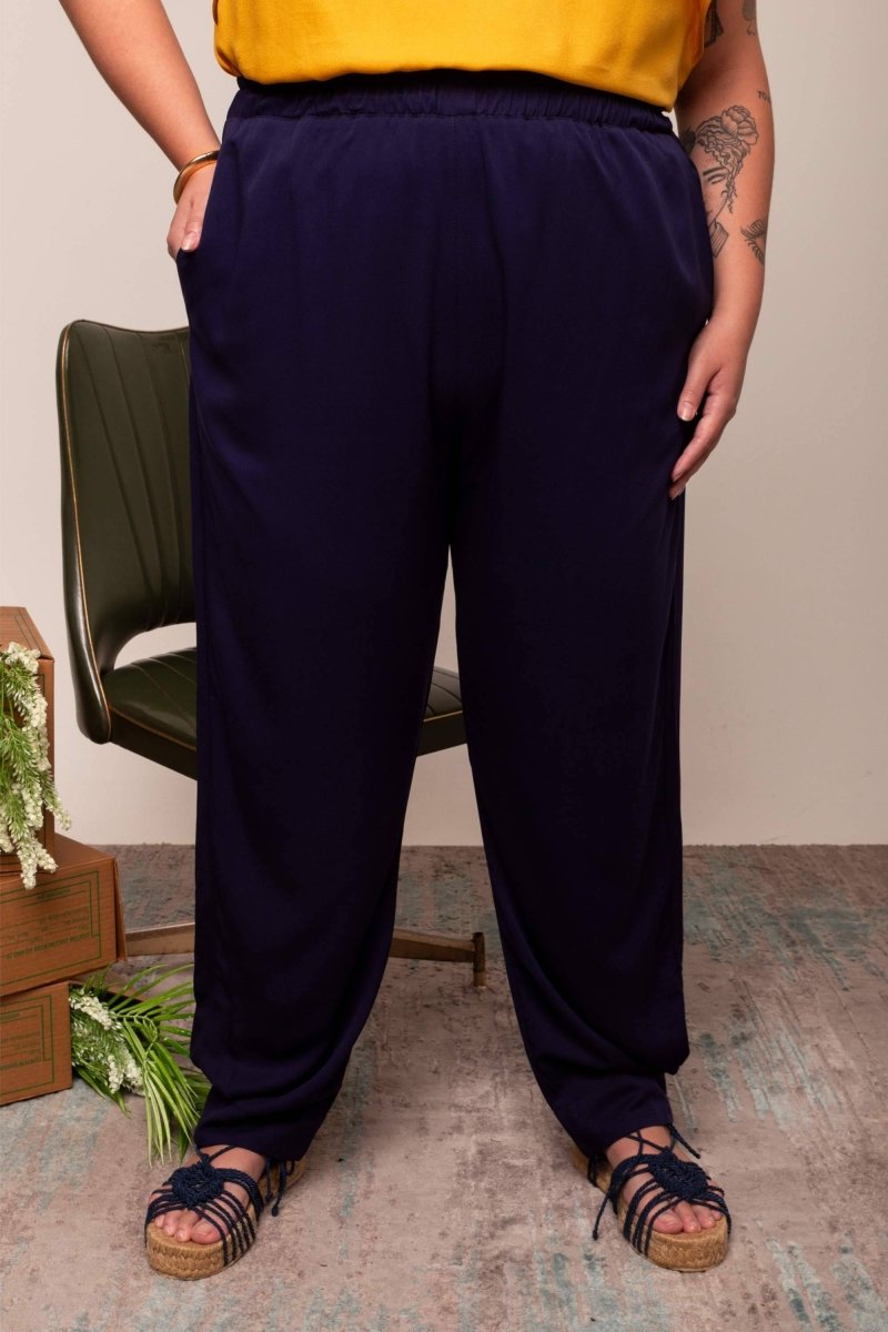 Calça de Viscose Jasmine - Azul Marinho - Uhnika
