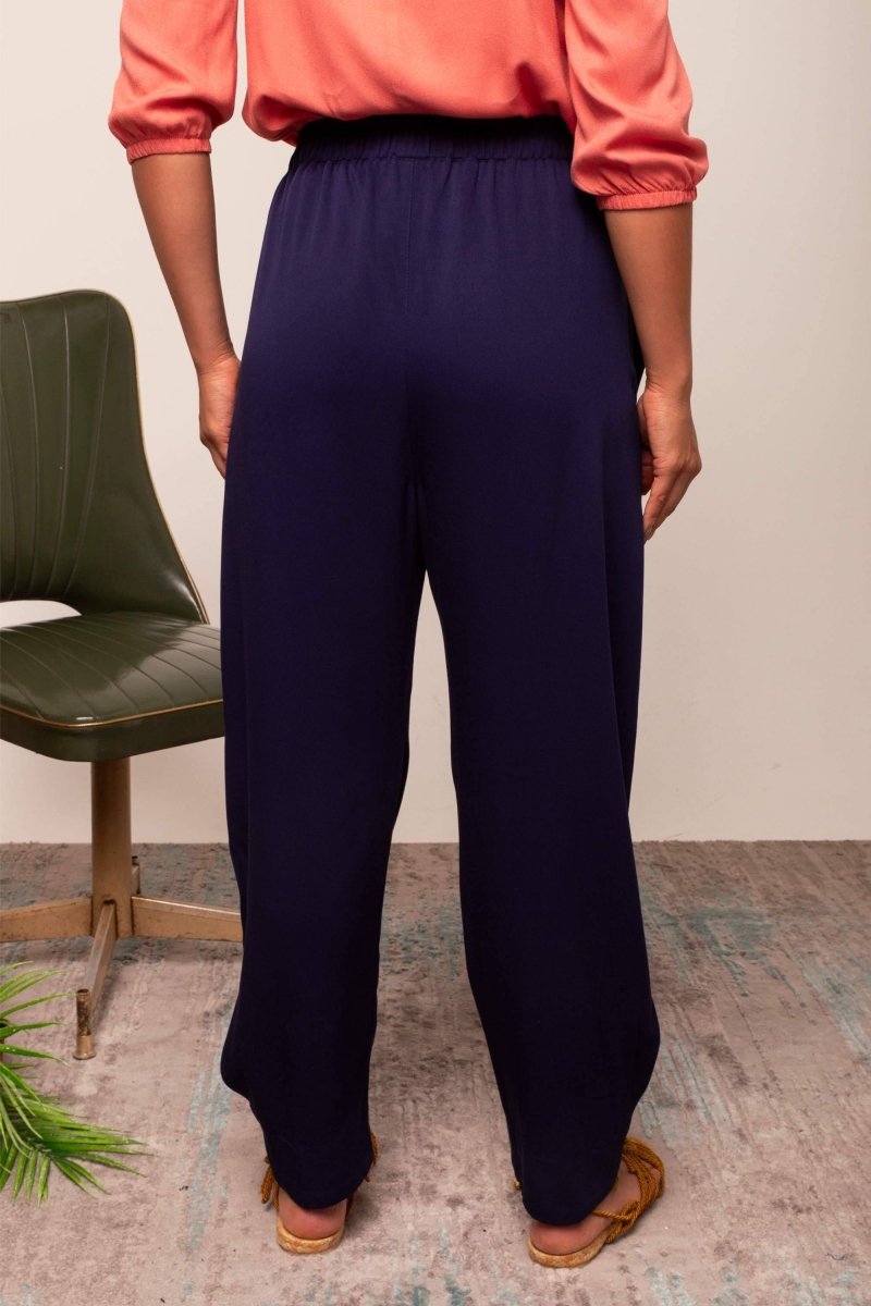 Calça de Viscose Jasmine - Azul Marinho - Uhnika
