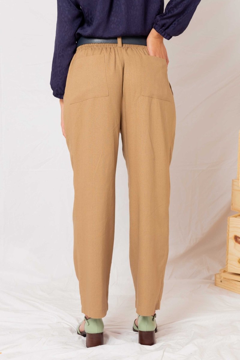 Calça Reta Alfaiataria Feminina - Capuccino - Uhnika