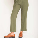 Calça Reta Alfaiataria Feminina
