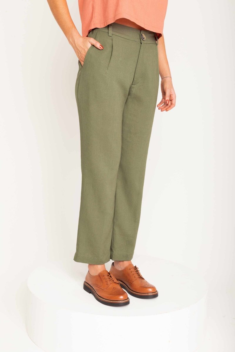 Calça Reta Alfaiataria Feminina - Verde - Uhnika