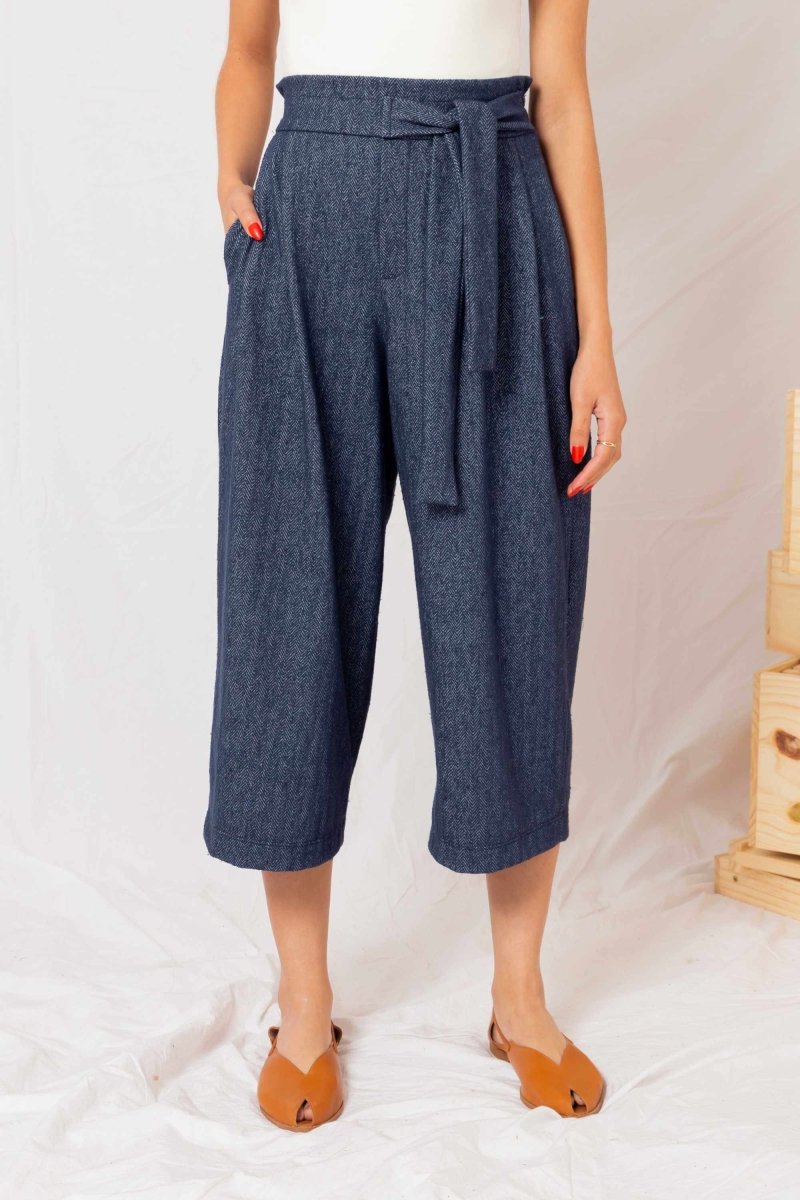 Calça Reta Moletinho - Azul - Uhnika