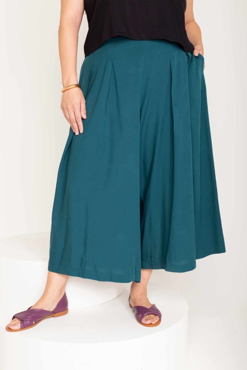 Calça Saia Alfaiataria - Verde - Uhnika