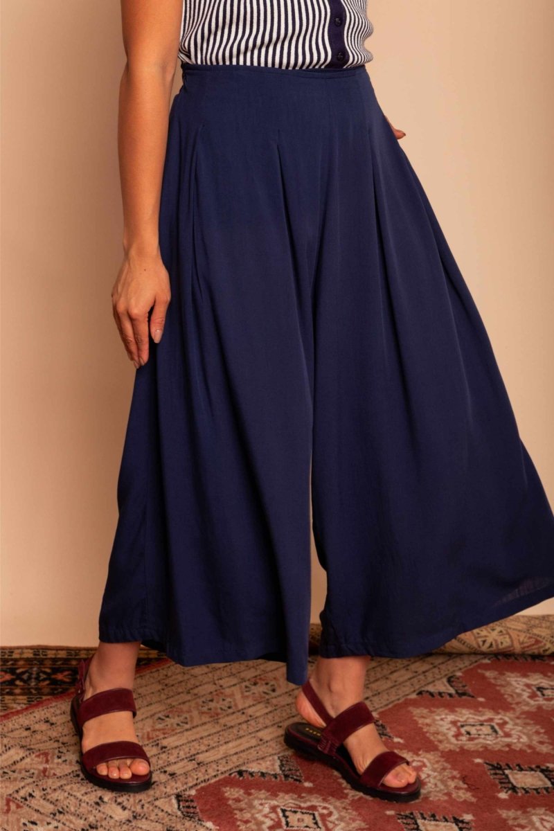 Calça Saia Alfaiataria - Azul Marinho - Uhnika