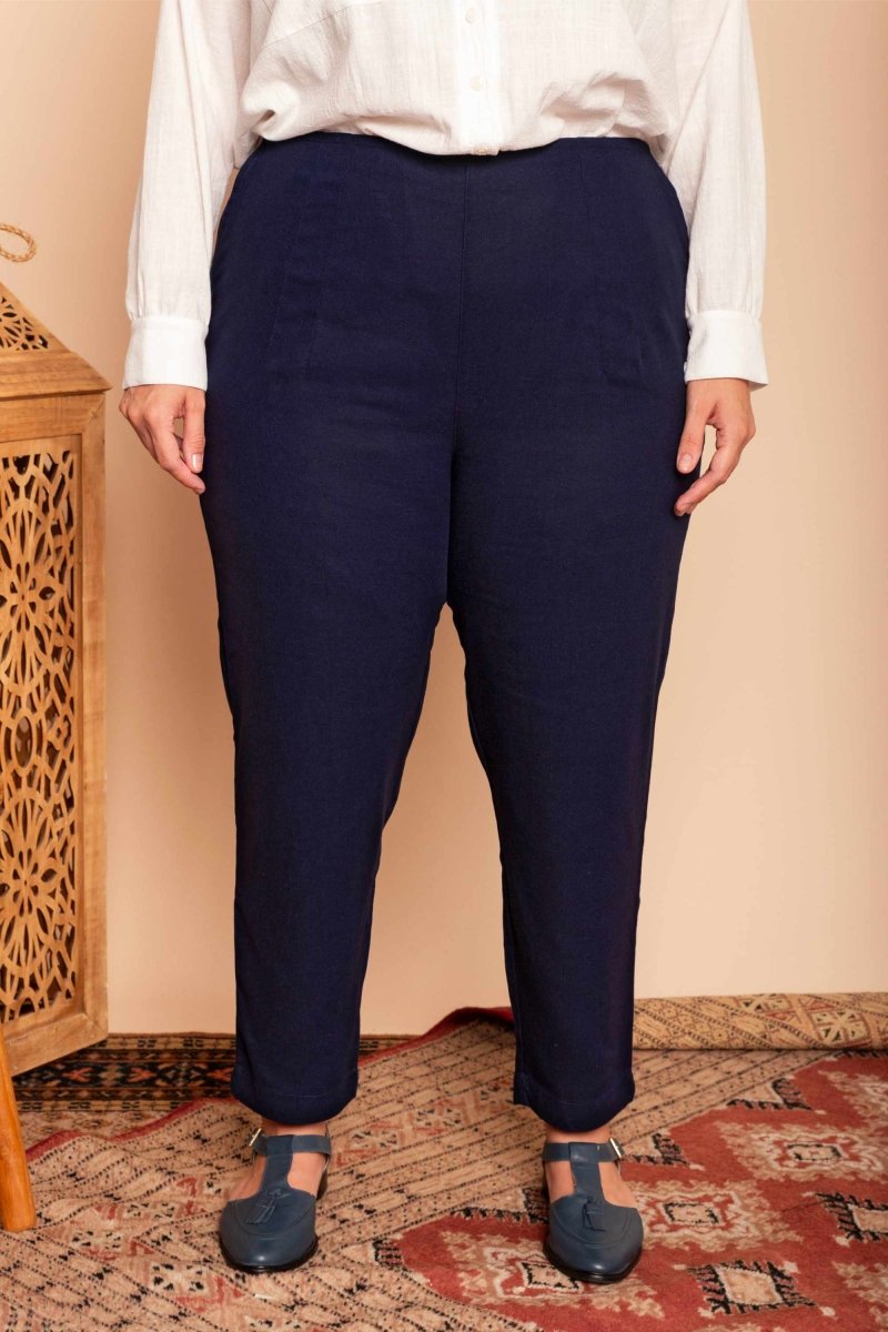 Calça Skinny de Linho - Azul Marinho - Uhnika