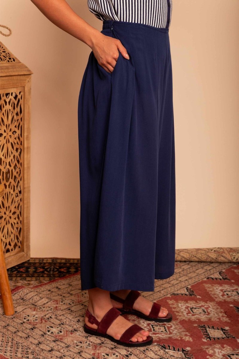 Calça Saia Alfaiataria - Azul Marinho - Uhnika