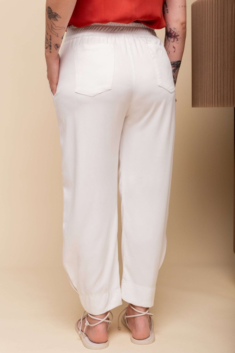 Calça de Viscose Sarja com Bolsos - Off White - Uhnika
