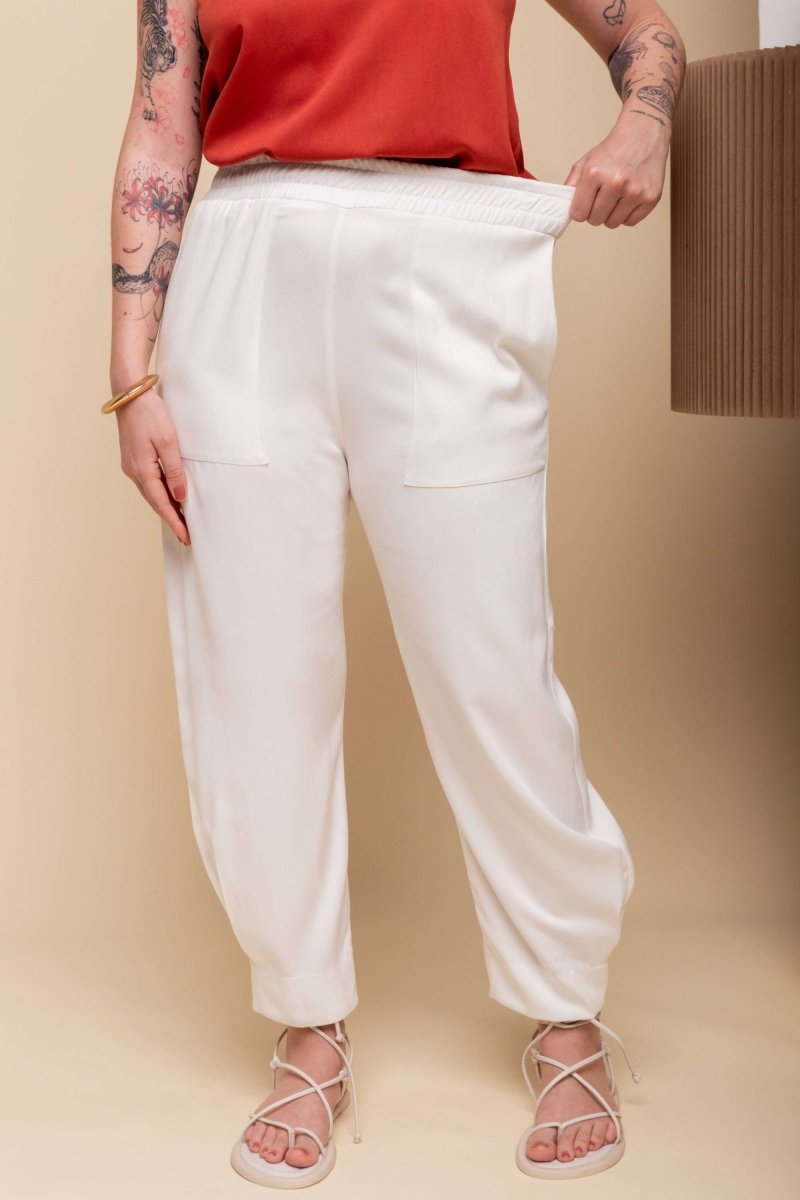Calça de Viscose Sarja com Bolsos - Off White - Uhnika