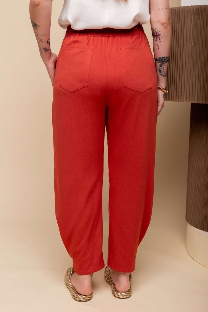 Calça de Viscose Sarja com Bolsos - Terracota - Uhnika