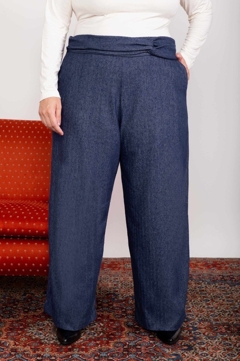 Calça Wide Leg Moletinho com Nó - Azul Marinho - Uhnika
