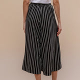 Calça Saia de Malha - Listrado Preto - Uhnika