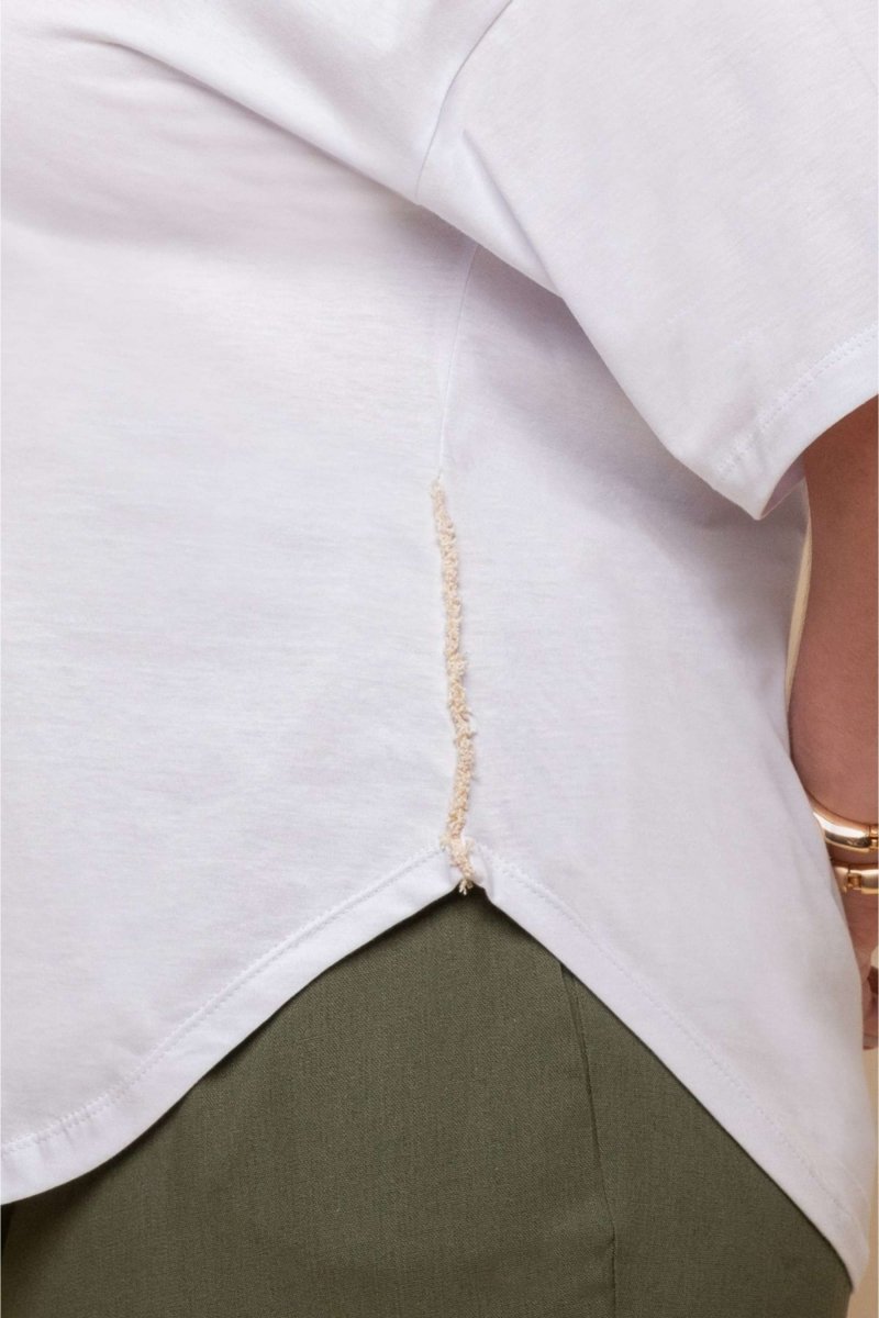 Camiseta Oversized de Malha - Branco - Uhnika