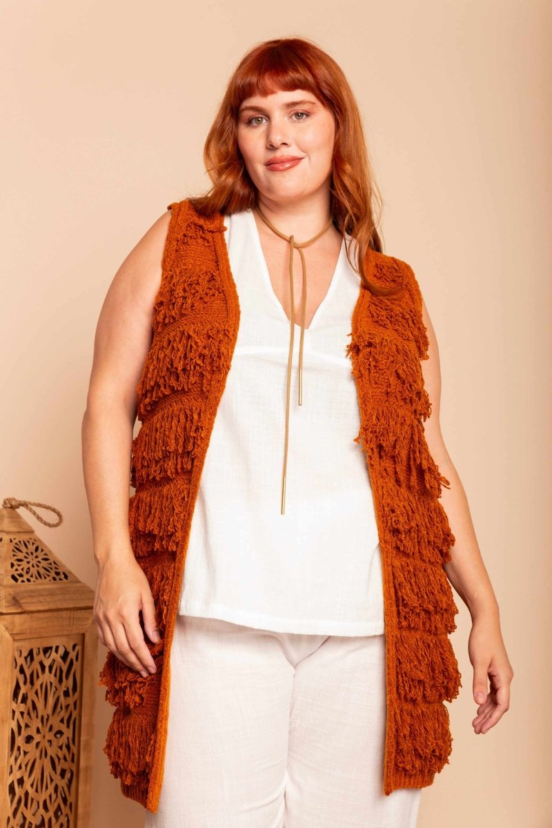 Colete Midi de Tricot com Franjas - Preto - Uhnika