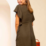 Vestido Curto de Linho Transpassado - Verde Musgo - Uhnika